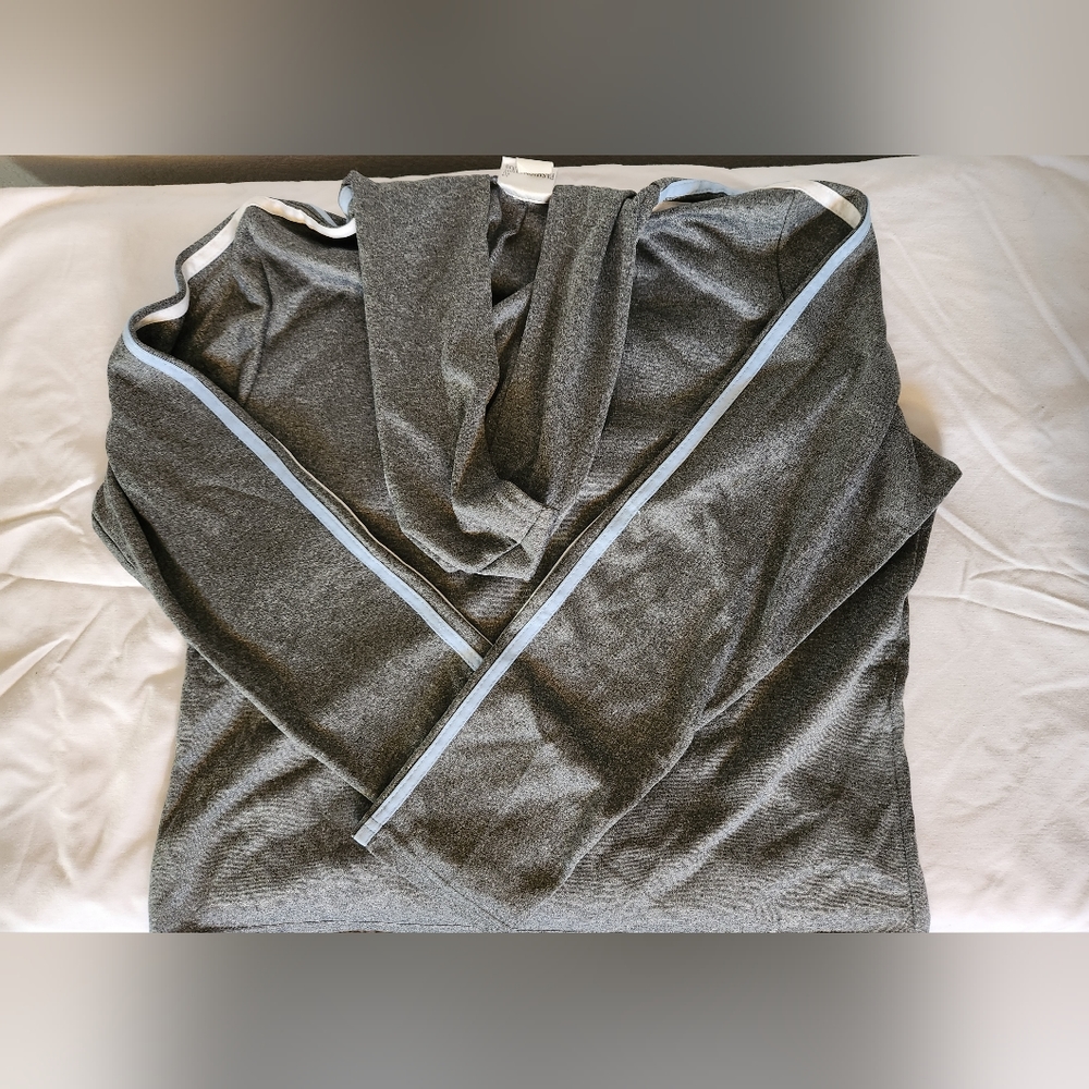 Women's jacket - Picture 2 of 3